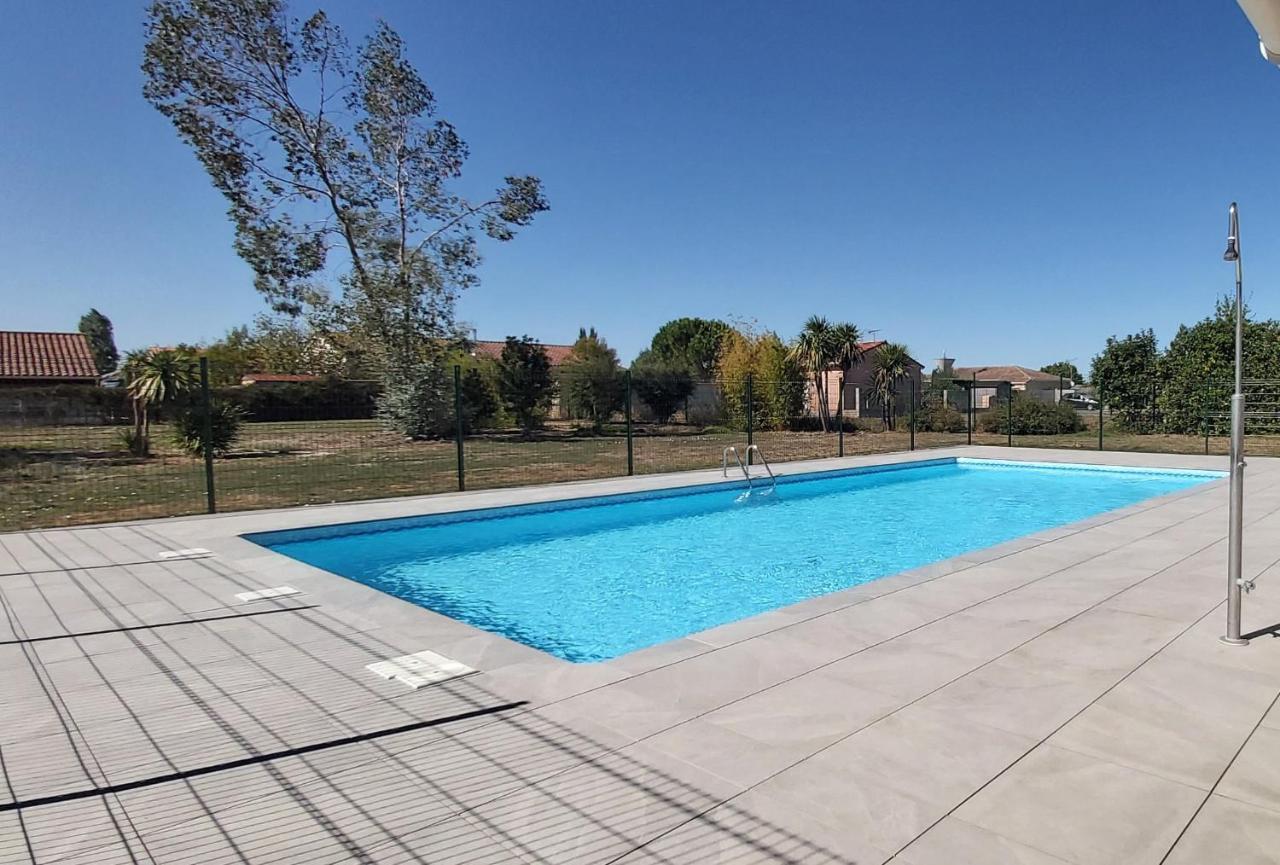 La Campagne Romantique - Avec Entree Autonome, Clim Neuve, Parking Prive & Sa Piscine ! - Saint-Sulpice  Exteriör bild